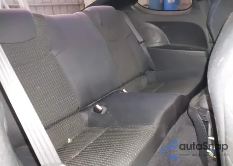 2010 Hyundai Genesis 2.0T z USA, uszkodzony, nr VIN KMHHT6KDXAU005130